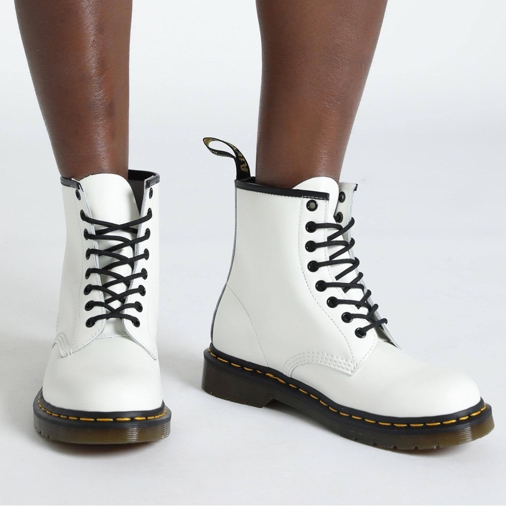 BNWT doc martens